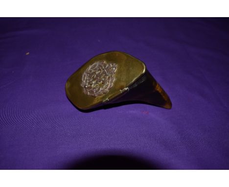 A Horn Mull Desk Snuff Box with copper lid decorated with RFC (Royal Flying Corps) Cap Badge