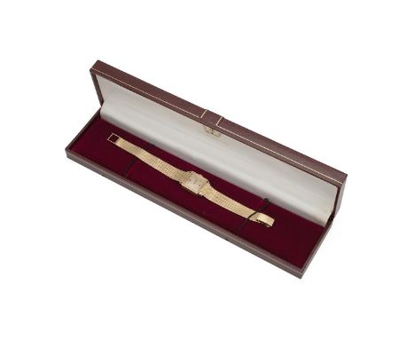 18ct gold vintage ladies wrist watch with 18ct hallmarked gold strap with square face with 10 minute roman numeral markers, 1