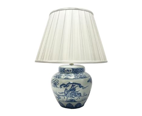 Blue and White table lamp of baluster form, decorated with warriors, with lampshade, H53cm