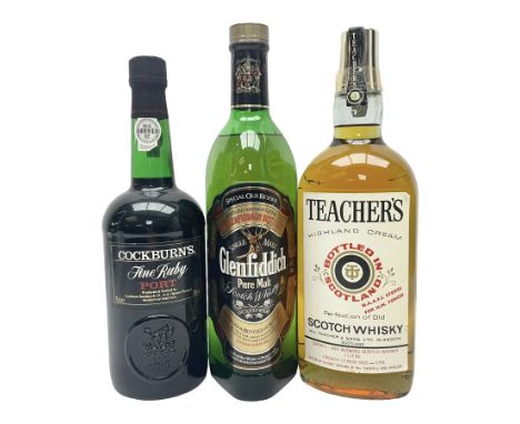 Mixed alcohol, comprising Glenfiddich special old reserve Scotch whisky, Cockburns fine ruby port and Teacher's blended Scotc
