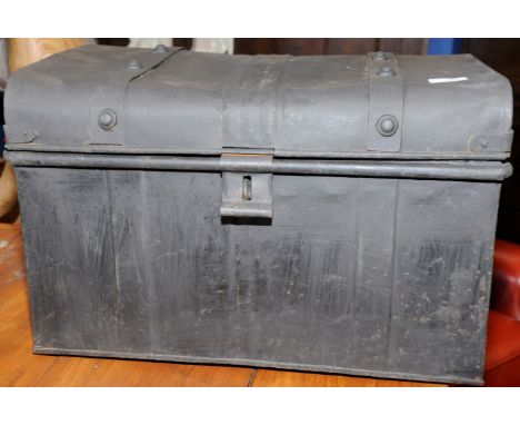 Small vintage metal trunk with twin carrying handles 