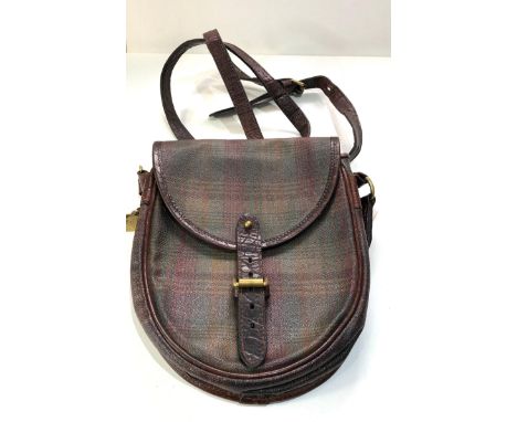 Vintage  Mulberry ladies bag in good used condition please see inages for details as they are part of the description 