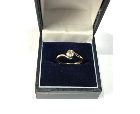 Fine 18ct gold diamond ring approx est 0.40ct  weight of ring 3.0g 