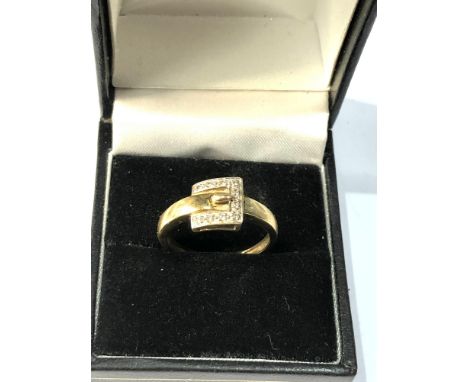 9ct gold diamond buckle ring weight 2.4g 