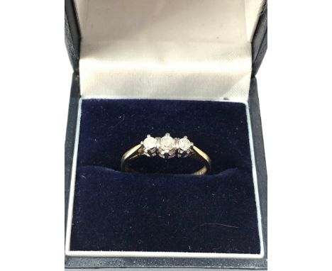 9ct gold 0.25 ct diamond trilogy ring weight 1.7g 