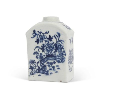 Lowestoft Porcelain Tea Caddy c.1780 decorated with blue and white print of the fence pattern psuedo Worcester crescent to ba
