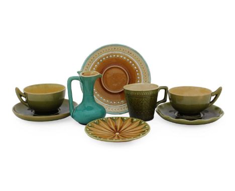 Two Linthorpe Pottery Cups and Saucers, olive green glaze, impressed LINTHORPE 639 (2) 1402 (2)cups 5cmFour Otherscups - tigh