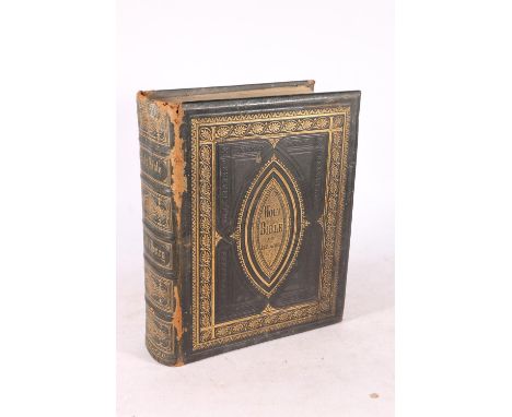 Victorian leather-bound National Comprehensive Family Bible Illustrated, publ. by W R McPhun &amp; Son. 