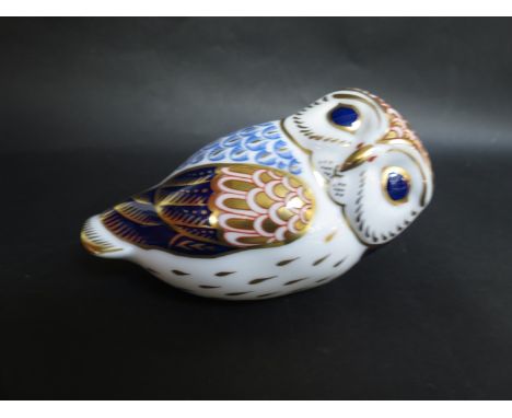 A Royal Crown Derby paperweight "Owl" with ceramic stopper 