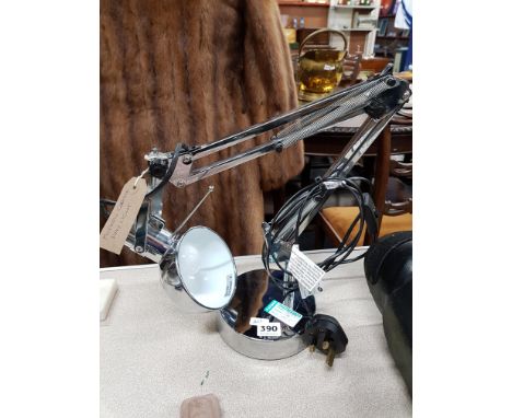 RETRO STYLE DESK LAMP