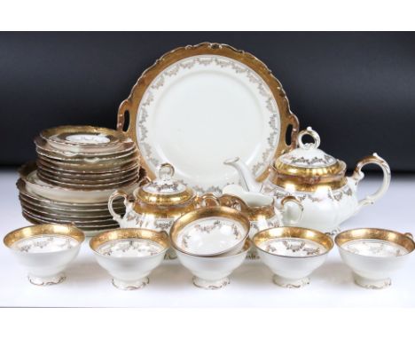 Bavarian Alka Kunst Kronach Tea Service in the Masion pattern comprising Teapot &amp; Lid, Sugar Bowl &amp; Lid, Milk Jug, Si