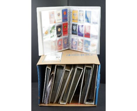 Cigarette / Trade cards - Collection of several hundred silks in eight modern binders and loose, film stars, art, flags etc, 