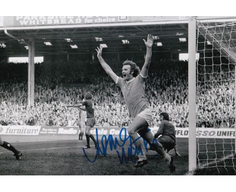 Football Autographed RODNEY MARSH 12 x 8 Photo : B/W, depicting Manchester City's RODNEY MARSH running away in celebration af