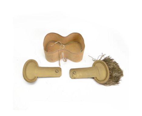 French colonial Artillery Officers dress epaulettes, in gilt metal, circa 1914, in original box Condition Report:lid missing 