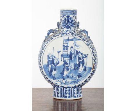 A CHINESE BLUE AND WHITE PORCELAIN MOON FLASK 19th Century, modelled with lizards to shoulders, painted to each side with act