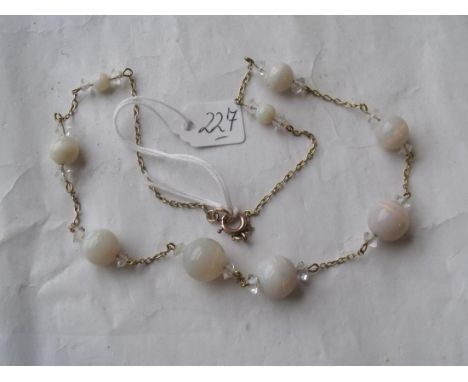 GOOD SET OPAL BEADS ON 9CT CHAIN 12g   