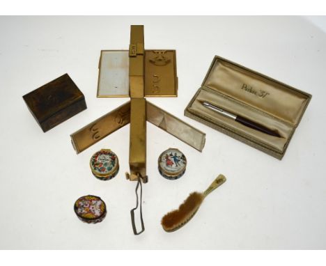 An 18th century floral-painted patch box with interior mirror to lid (a/f), to/w a gilt metal and enamelled snuff box decorat