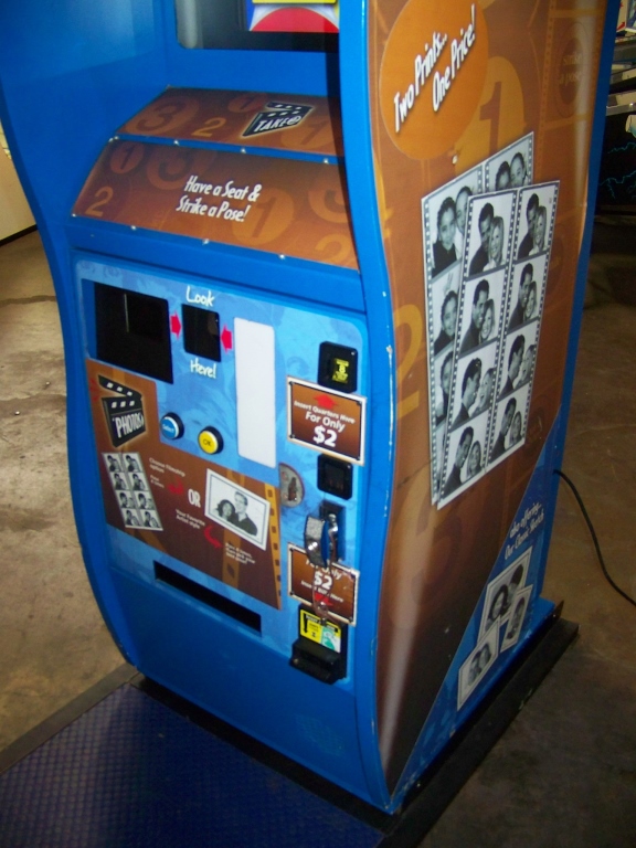 SKETCH EXPRESS PHOTO BOOTH KIOSK COIN OP