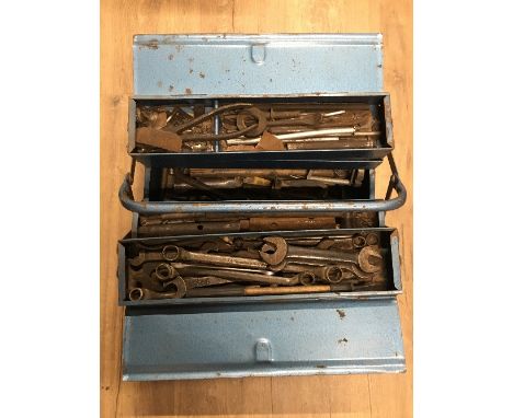 A VINTAGE METAL TOOLBOX WITH CONTENTS