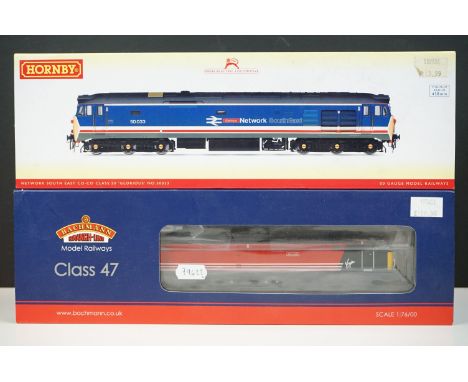 Two boxed OO gauge locomotives to include Bachmann 32-819 Class 47/4 47814 Totnes Castle Virgin DCC21 and Hornby R3658 Networ