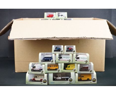 67 Cased Oxford Diecast Commercials 1:76 scale models, featuring multi-model sets, to include 76TPU002 Ford Transit Dropside 