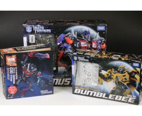 Boxed Takara Tomy Transformers Sci Fi Revoltech Series No 30 Optimus Prime figure scultped by Ooshima Yuuki plus 2 x boxed Ta