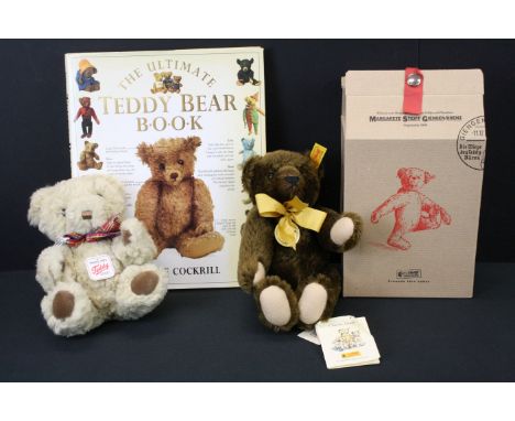 Boxed Steiff Classic Series 000423 Classic 1909 mohair  Teddybear 25 plus a Hermann Teddy 2000 and a h/b The Ultimate Teddy B