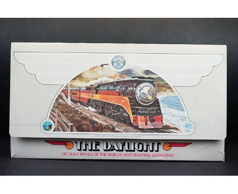 Boxed Bachmann HO gauge 41-0550--D9 The Daylight Southern Lines Pacific GS4 4-8-4 &amp; '48 Tender locomotive 
