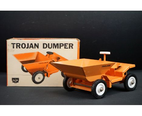 Boxed Sutcliffe Model Trojan Dumper Steel Construction model in orange, model ex with vg box 