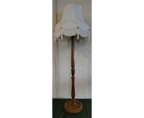 A Nice Quality Turned and Reeded Standard Lamp on Circular Base with Shade