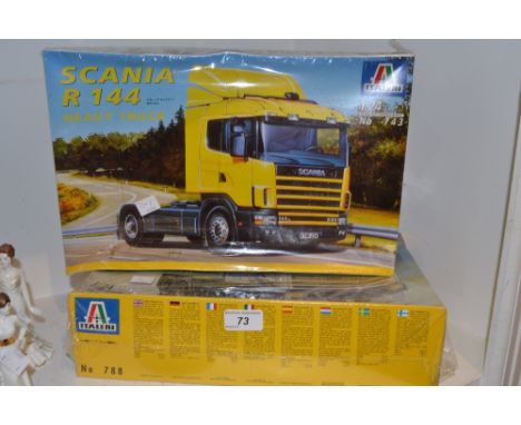 Toys - An Italeri DAF 95 Master Truck 1:24 scale model kit no 788, boxed;  An Italeri Scannia R144 Heavy Truck  1:24 scale mo