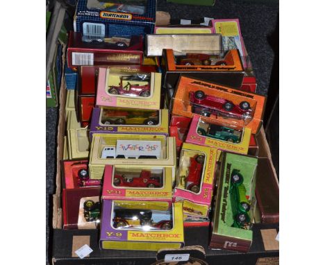 Toys - Matchbox, Models of Yesteryear, 1905 Fowler Showman's engine, 1927 Talbot, 1912 Ford model T, Bugatti T44 ; etc (1 box