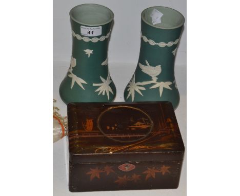 A pair of Dudson Bros, Aesthetic Movement vases, impressed marks; a Japanese lacquer jewellery box (3)