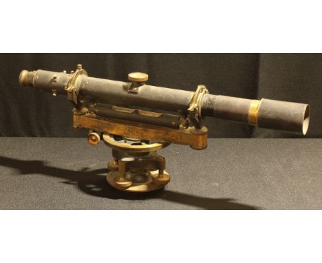 An early 20th century Buff &amp; Buff, Boston USA surveyors level, 42cm long 