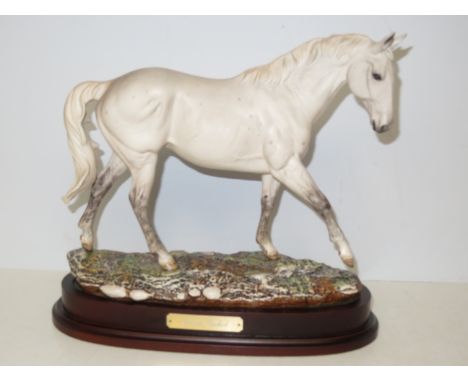 Royal Doulton DA134 Desert orchid limited edition 3435/7500 on plinth with coa