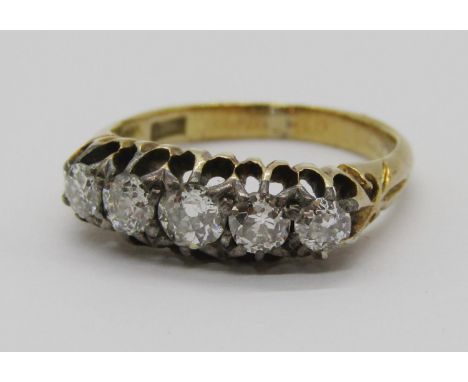 Antique graduated five stone diamond ring, largest stone 0.20ct approx, size K, 3.9g