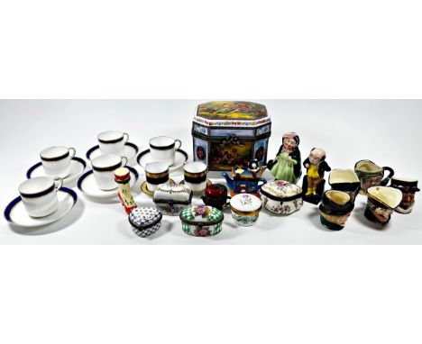 A mixed collections of ceramics to include cabinet cups and saucers, trinket boxes to include Royal Doulton, Belleek, Paragon
