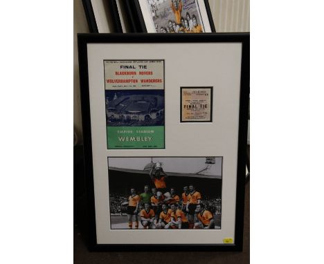 WOLVERHAMPTON WANDERERS - A FRAMED 1960 FA CUP FINAL PROGRAMME AND TICKET, together with a photograph of the victorious team,