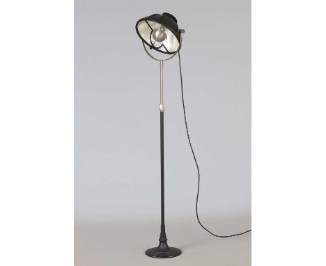 FORTUNY 1907 (Venezia, Italia) "Studio Floor Lamp Amilla" Stehlampe im Stil eines Film-Set Fluters/Spot, schwarz beschichtets