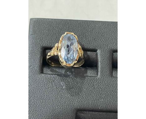 Aquamarine 14k gold ring, size J.