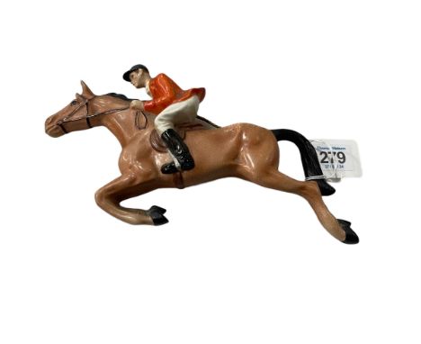 Goebel Huntsman on chestnut horse wall plaque, 23cm across, impressed VP114.