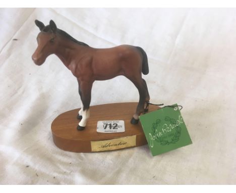 VINTAGE BESWICK STALLION ON WOODEN PLINTH