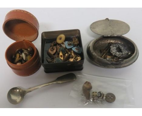 A collection of unmarked vintage cufflinks and shirt studs to include rose gold/gilt, mother of pearl, metal etc, together wi