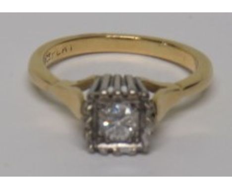 A marked 18ct gold and Plat solitaire diamond ring, the round cut diamond measuring approximately 3.9mm and coronet set in a 
