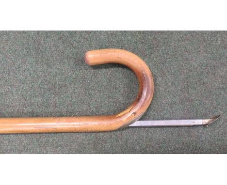 Bamboo horse measuring stick with metal ferule, and plate catchment at the crook. 98cm long