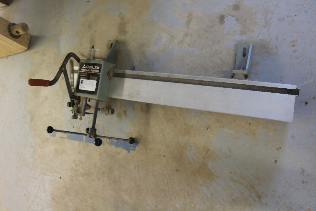 Delta wood lathe duplicator