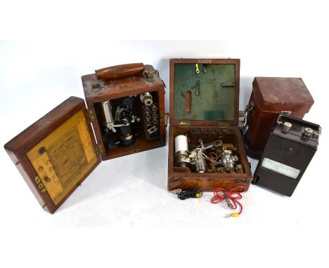 Engineering: A brass Duplex Test Gauge by Smith Brothers &amp; Hyson Ltd., Birmingham, in fitted leather case with brass atta