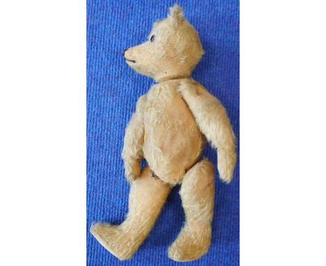 Hump backed teddy. Little fur left, some moth. Probably Chiltern.