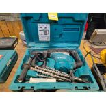 Makita HR4013C Rotary Hammer Drill in Hard Case w/ (6) Drills & Grease