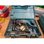 Makita HR245T Rotary Hammer Drill in Hard Case w/ Drill Bits